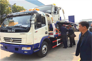 马鞍山汽车道路救援拖车价格
